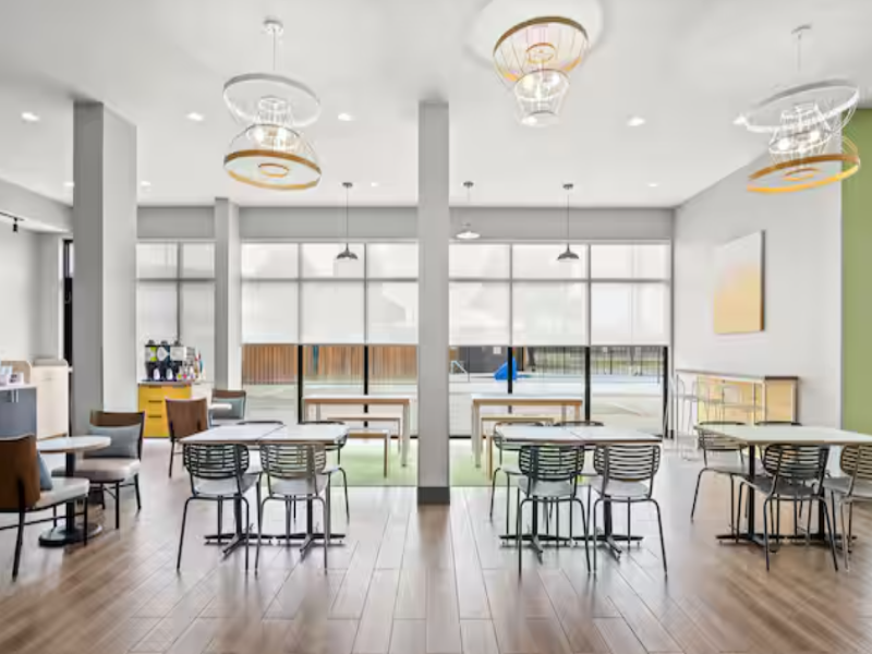 Spark by Hilton Garland Dallas East image