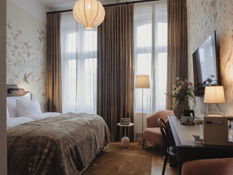 Home Hotel Baltzar image