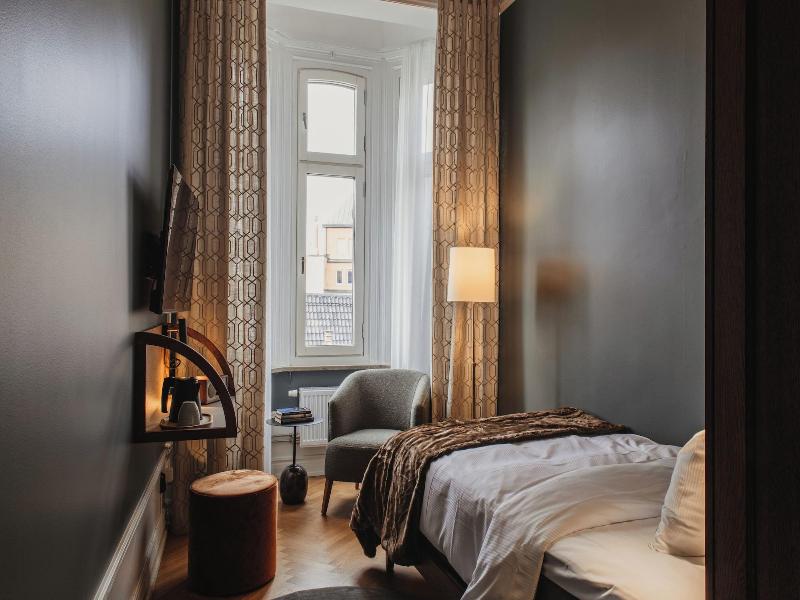 Home Hotel Baltzar image