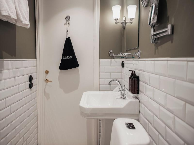 Home Hotel Baltzar image