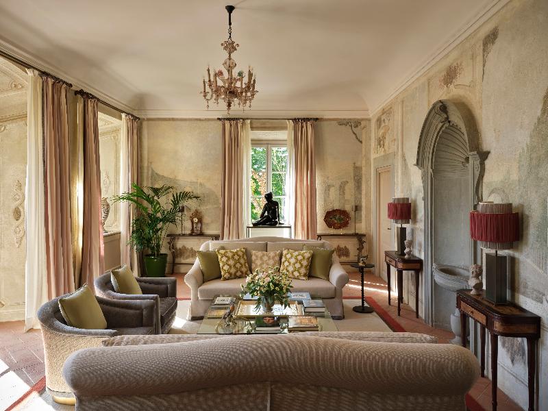 Collegio Alla Querce, Auberge Collection image