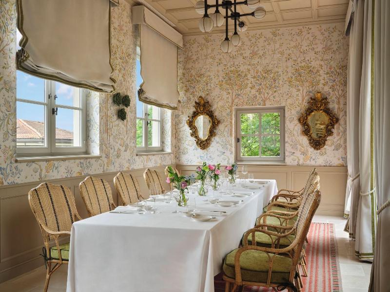 Collegio Alla Querce, Auberge Collection image