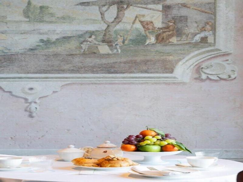 Collegio Alla Querce, Auberge Collection image