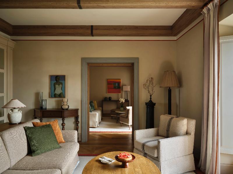 Collegio Alla Querce, Auberge Collection image