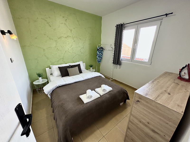Zaliv Apartments image