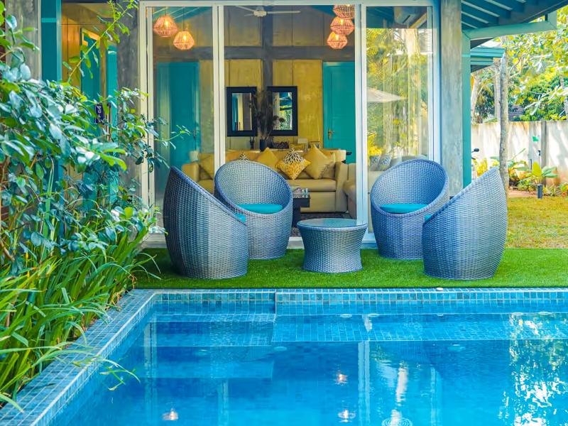 Villa Blue Monk - Thema Collection