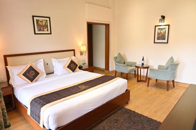 Foxoso Misty Oaks Resort image