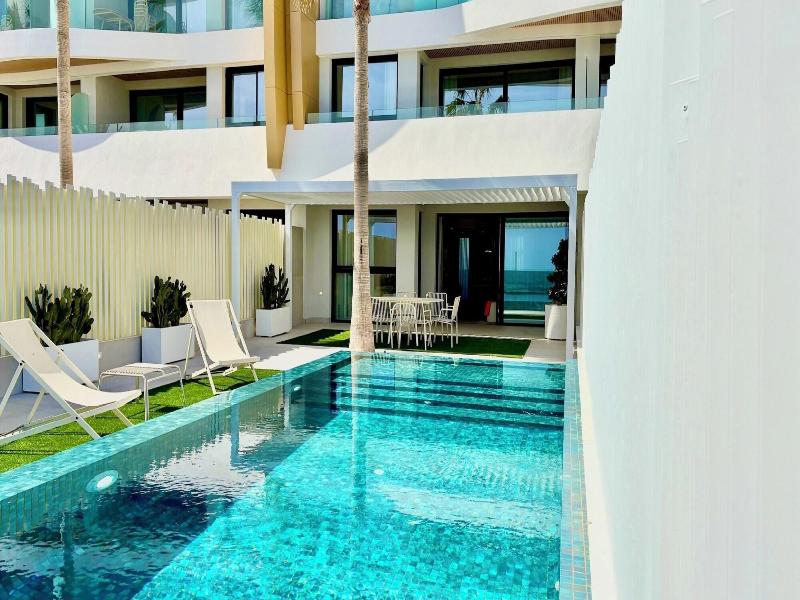 Miami Towers Luxury Experience image