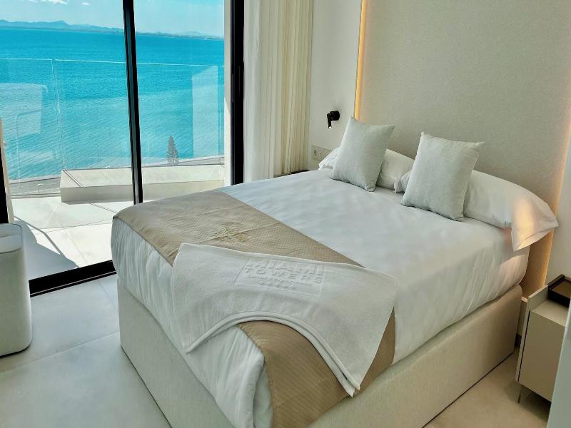 Miami Towers Luxury Experience image