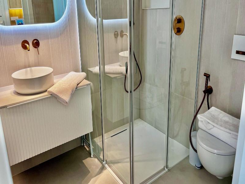 Miami Towers Luxury Experience image