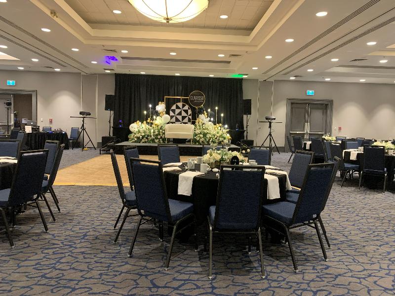 DoubleTree by Hilton Calgary North image