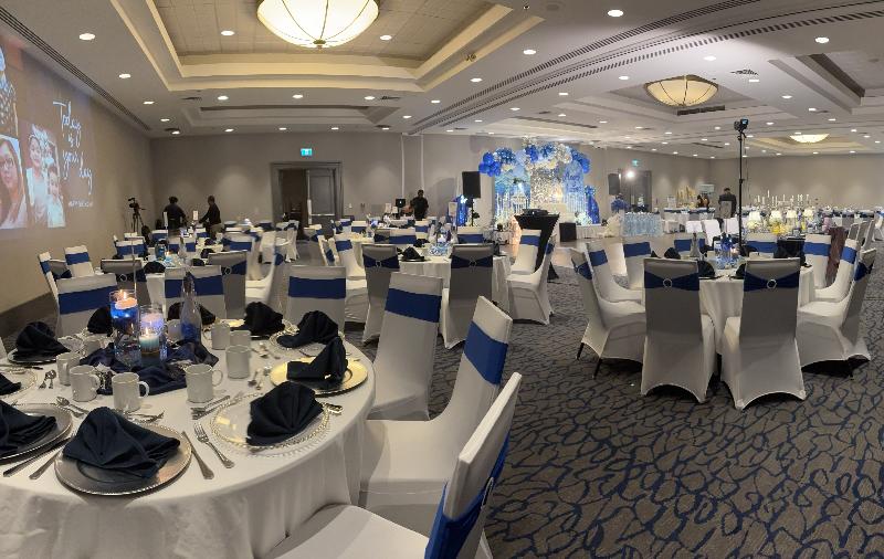DoubleTree by Hilton Calgary North image