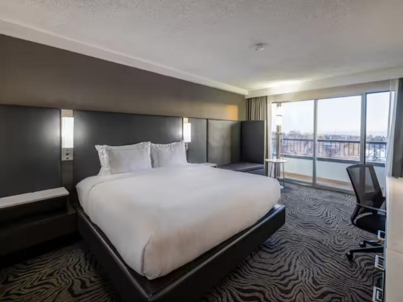 DoubleTree by Hilton Calgary North image