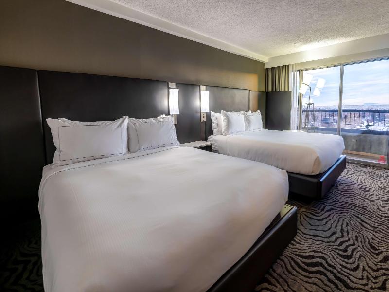 DoubleTree by Hilton Calgary North image
