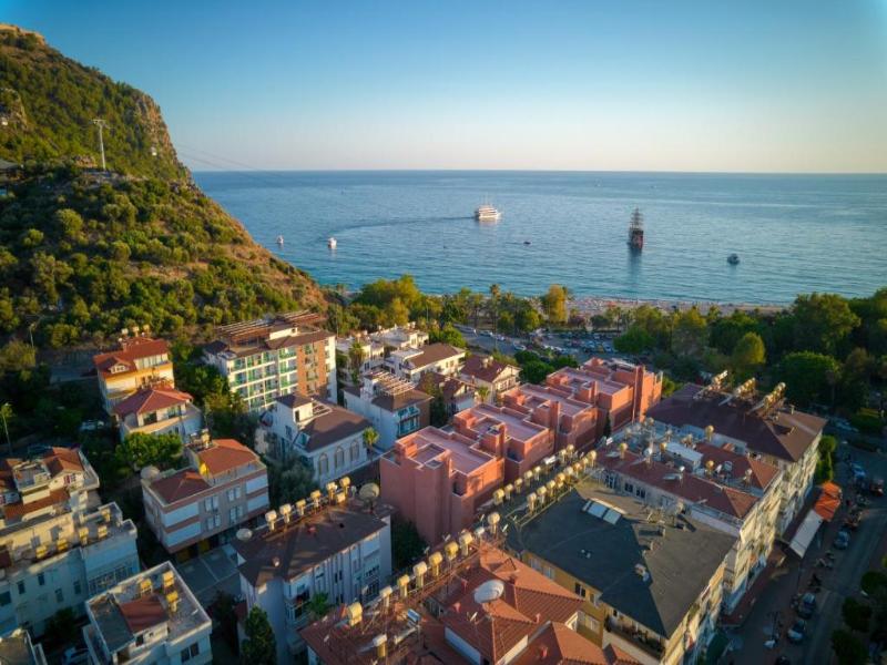 La Gaia Hotel image
