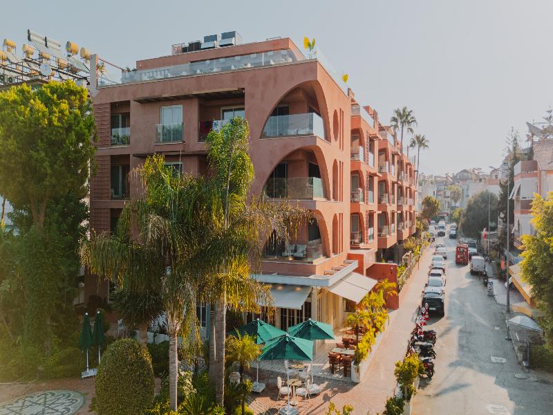 La Gaia Hotel image