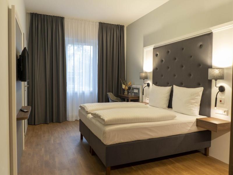 Signature Hotel Skarv image