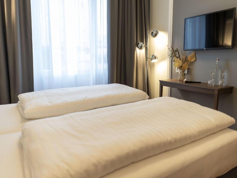 Signature Hotel Skarv image