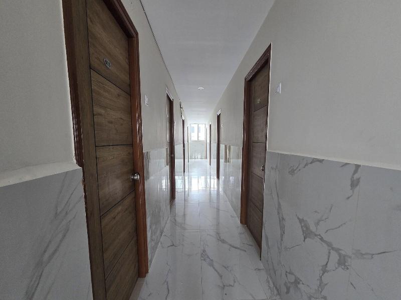Om Sri Vigneshwara Palani Grand Hotel