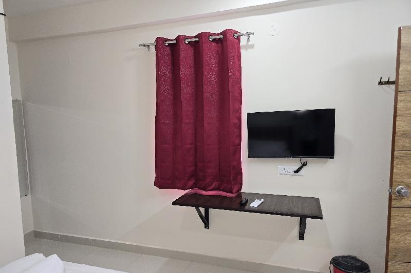 Om Sri Vigneshwara Palani Grand Hotel image