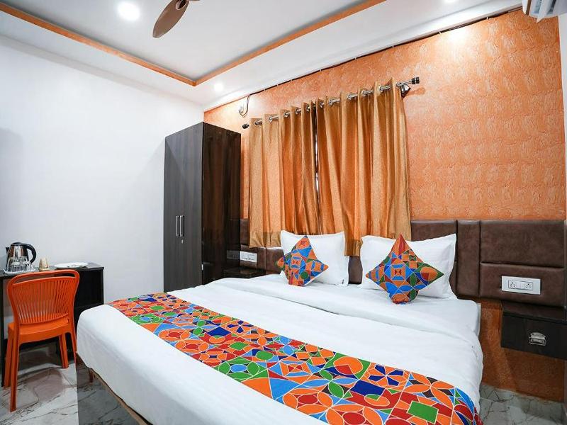 A White Pearl Suites image
