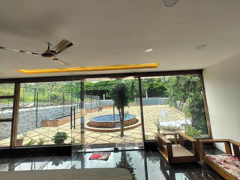 Hotel Sskar Executive image