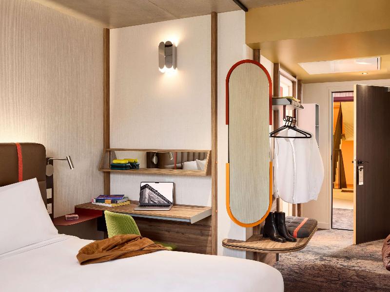 You Hotel Amiens - Handwritten Collection image