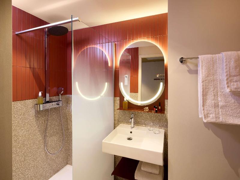 You Hotel Amiens - Handwritten Collection image