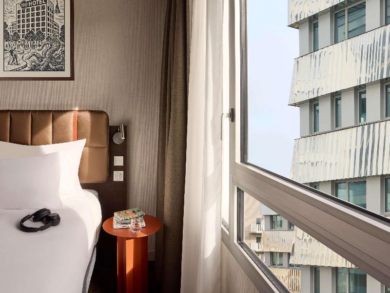 You Hotel Amiens - Handwritten Collection image