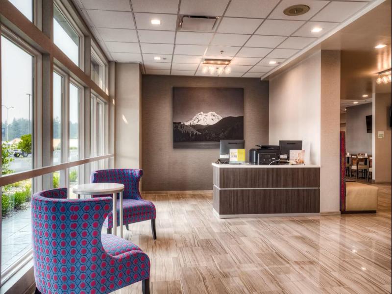 Candlewood Suites Tacoma Mall image