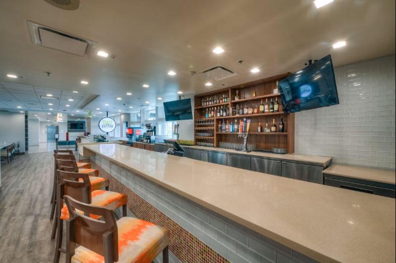 Candlewood Suites Tacoma Mall image
