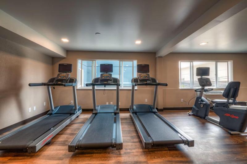 Candlewood Suites Tacoma Mall image