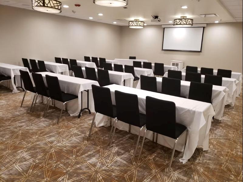 Candlewood Suites Tacoma Mall image