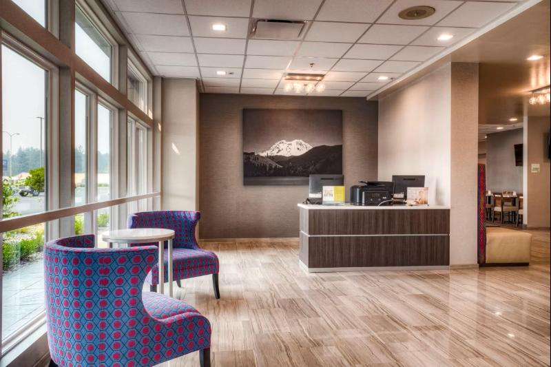 Candlewood Suites Tacoma Mall image
