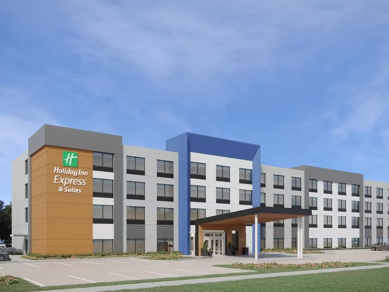 Holiday Inn Express & Suites Roseburg North image