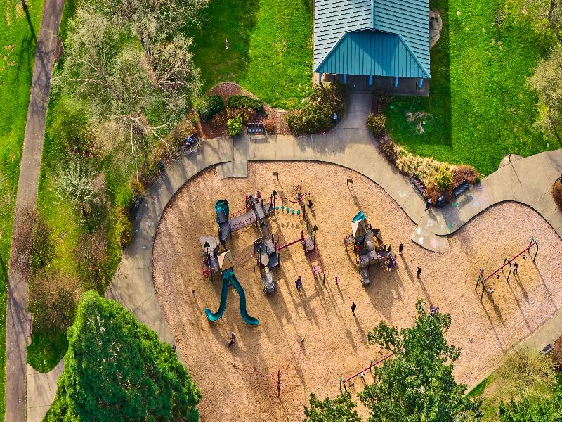 Holiday Inn Express & Suites Roseburg North