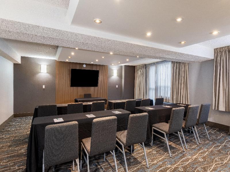Candlewood Suites London South by IHG image