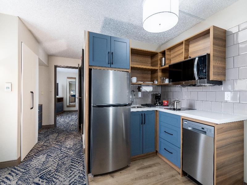 Candlewood Suites London South by IHG image