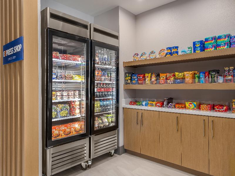 Holiday Inn Exp & Sts DFW Airport Sthwst - Euless image
