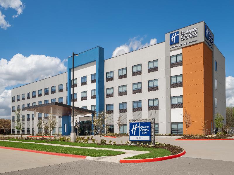 Holiday Inn Exp & Sts DFW Airport Sthwst - Euless image