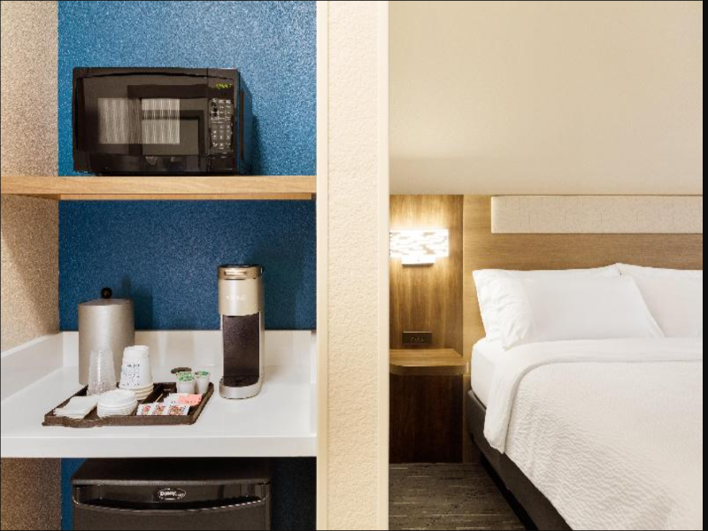 Holiday Inn Express & Suites Sparks Reno East image