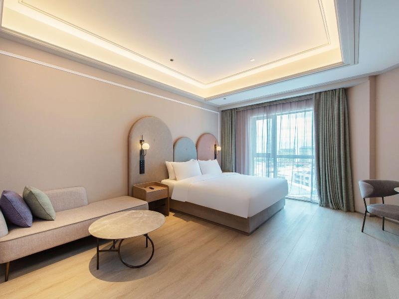 Mercure Hainan Sanya Bay image