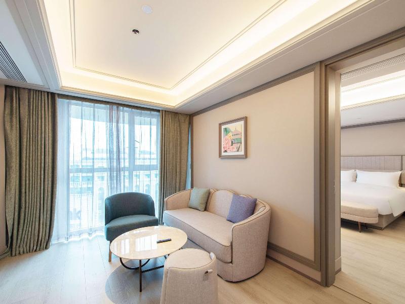 Mercure Hainan Sanya Bay image