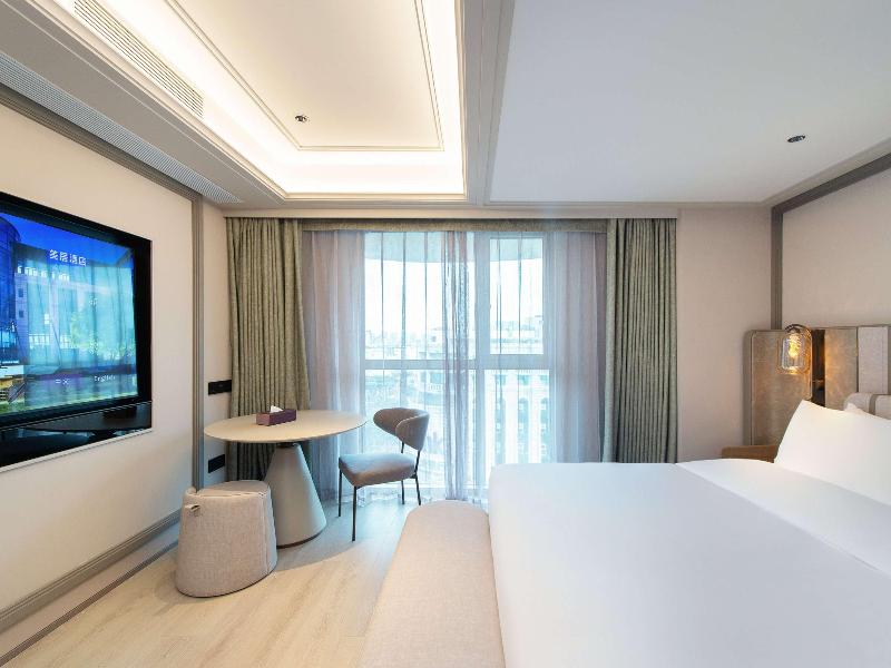 Mercure Hainan Sanya Bay image