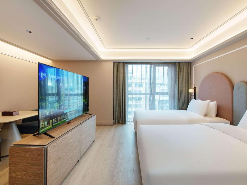 Mercure Hainan Sanya Bay image
