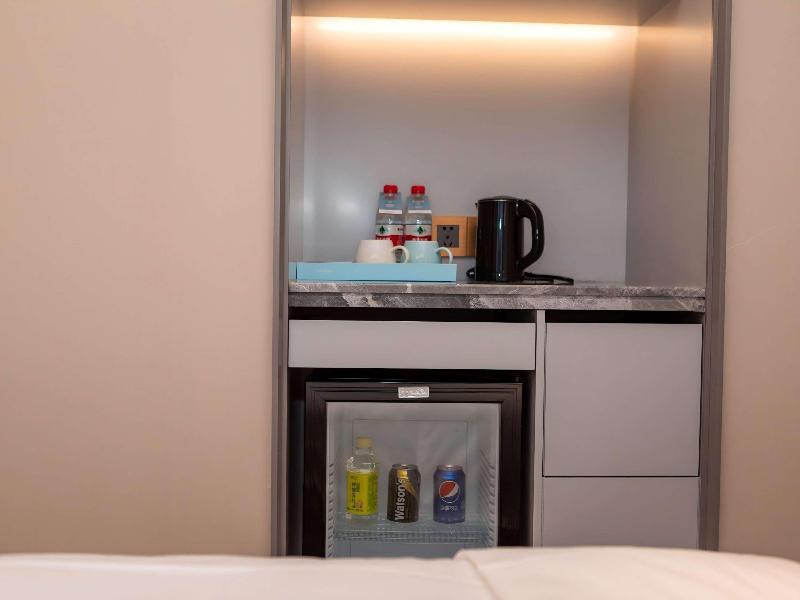Mercure Xinyang East Railway Station image