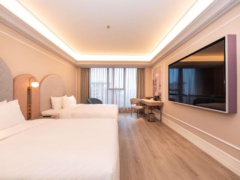 Mercure Xinyang East Railway Station image