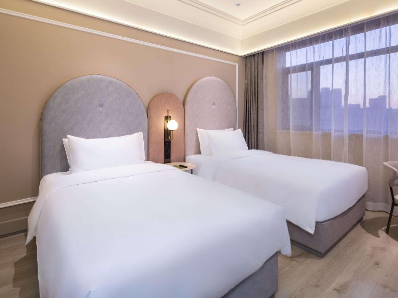 Mercure Qingdao Zhanqiao image
