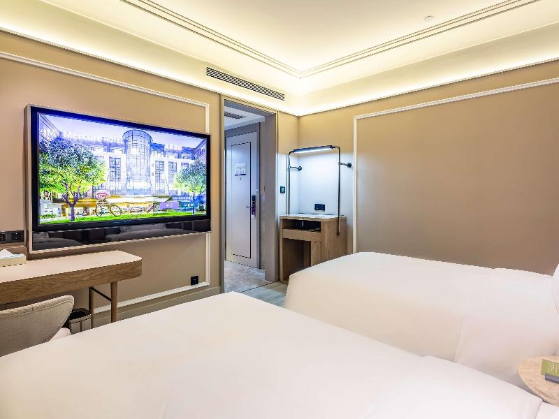 Mercure Qingdao Zhanqiao image