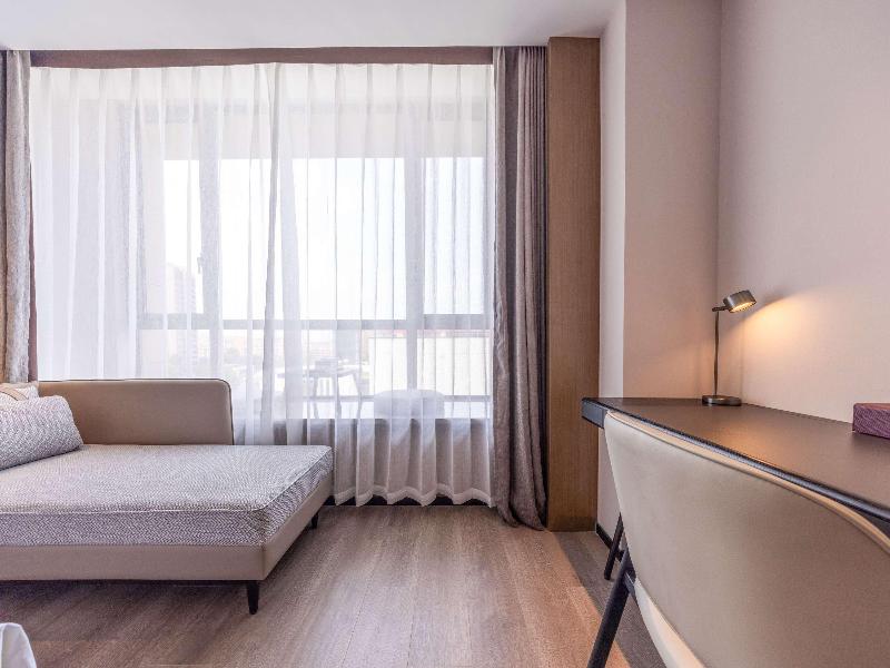 Mercure Jinan Beiyuan Street image